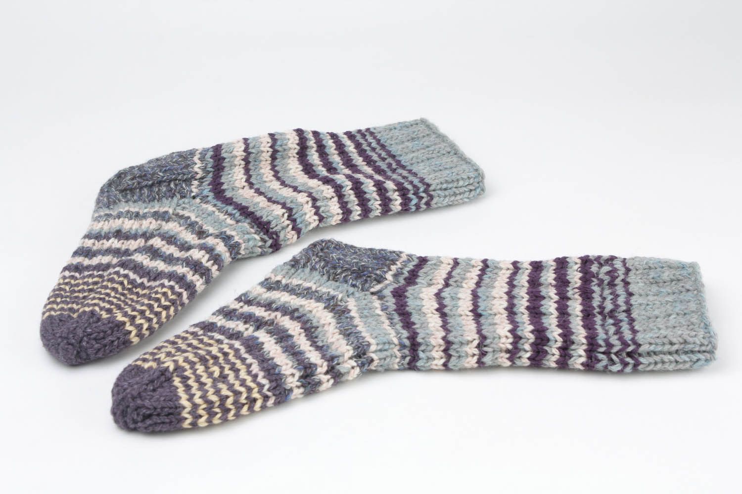 Meias quentes altas tricotadas de lã à mão roupas de homem artesanais foto 3