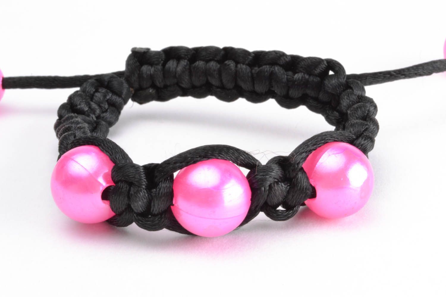 Bracelet with pink beads  photo 2