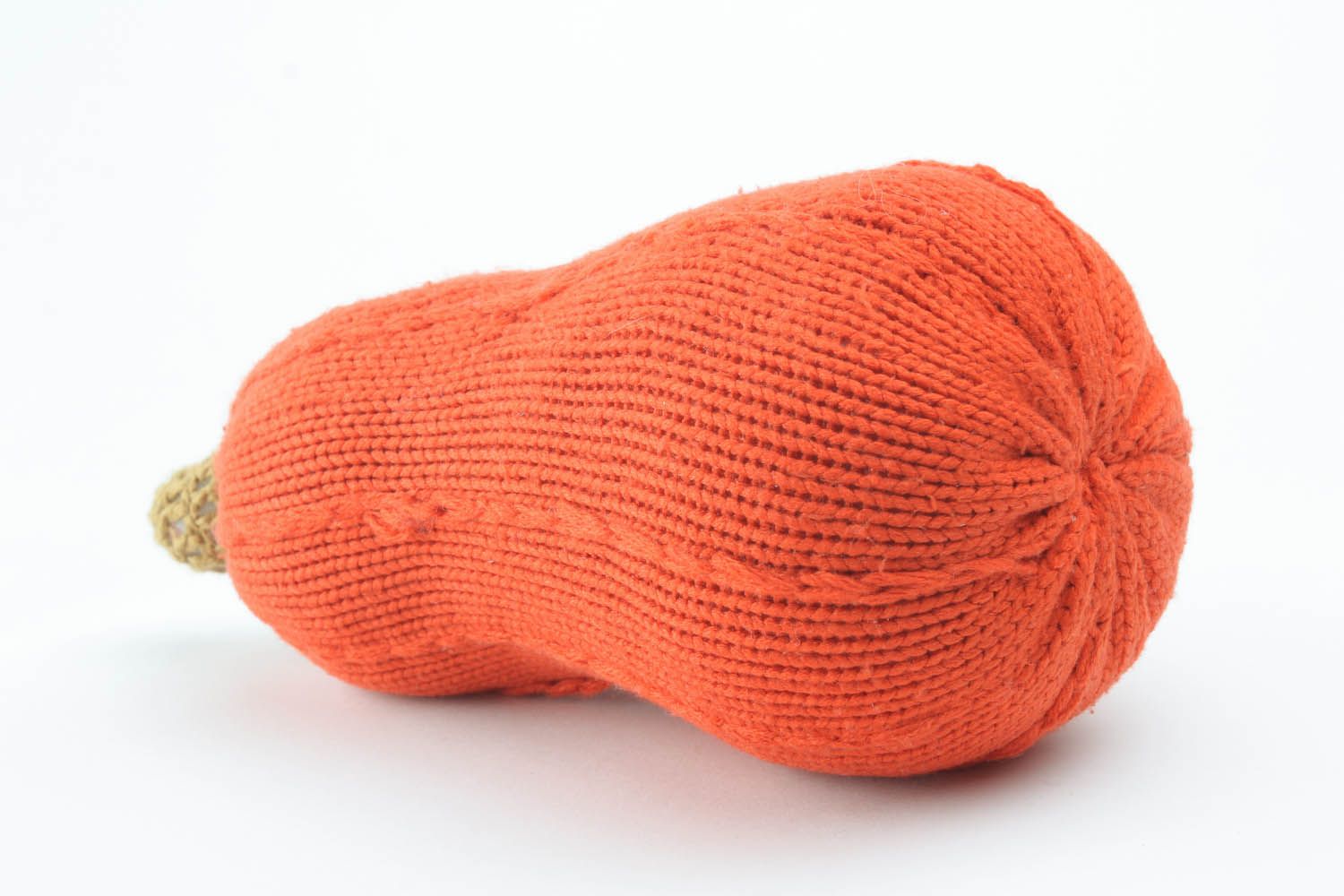 Zucca a maglia fatta a mano giocattolo di peluche decorazione di casa di lana
 foto 2