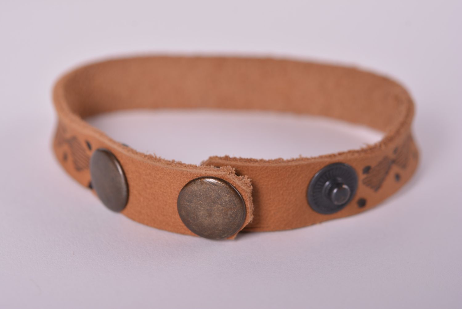 Кожаный браслет ручной работы браслет из кожи авторский дизайнерское украшение фото 4