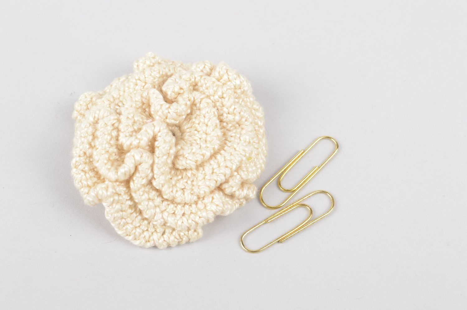 Handmade crocheted cute flower designer blank for creativity unusual fittings photo 5