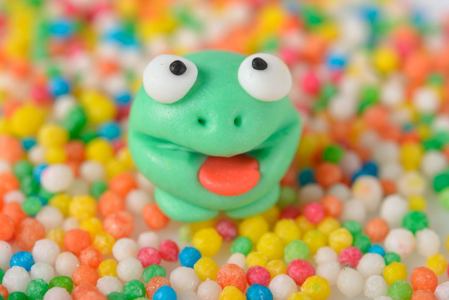 Handmade Spiel Figur Miniatur Figur mini Spielzeug Frosch aus Polymerton lustig foto 1