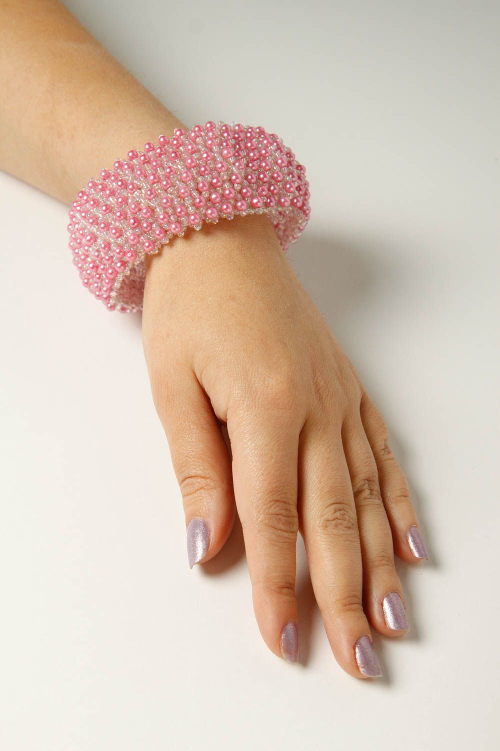 Pulsera de abalorios artesanal regalo original accesorio para mujer color rosa foto 2