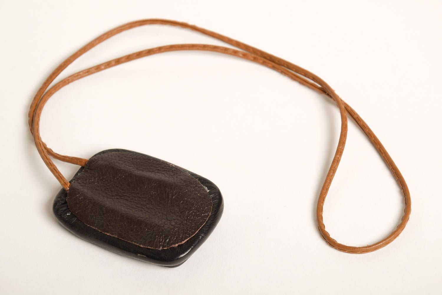 Handmade leather pendant fashion jewelry leather accessories gift for girls photo 4