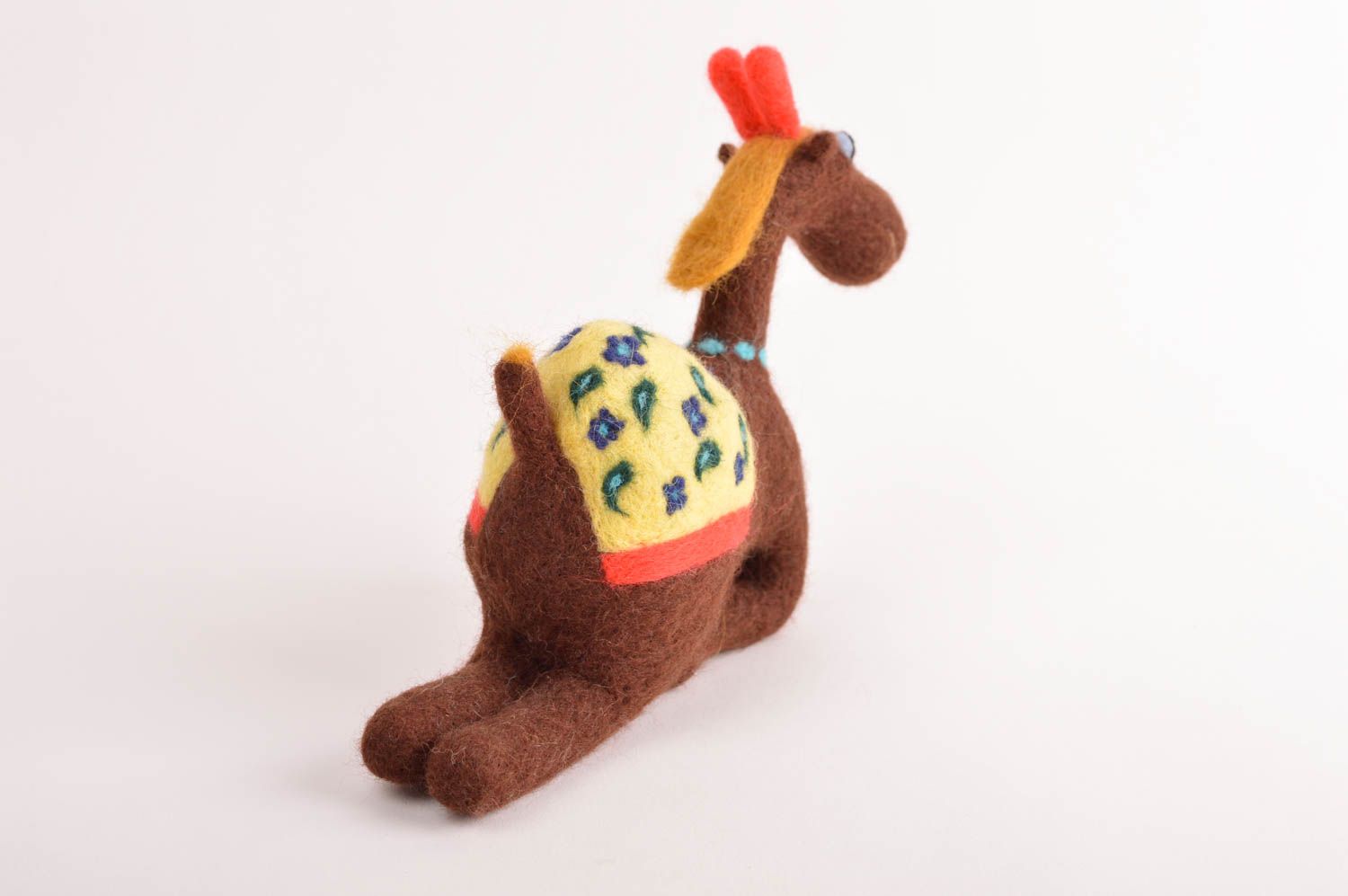 Gefilzte Figur handgefertigt Kamel Spielzeug originelles Geschenk weich foto 4