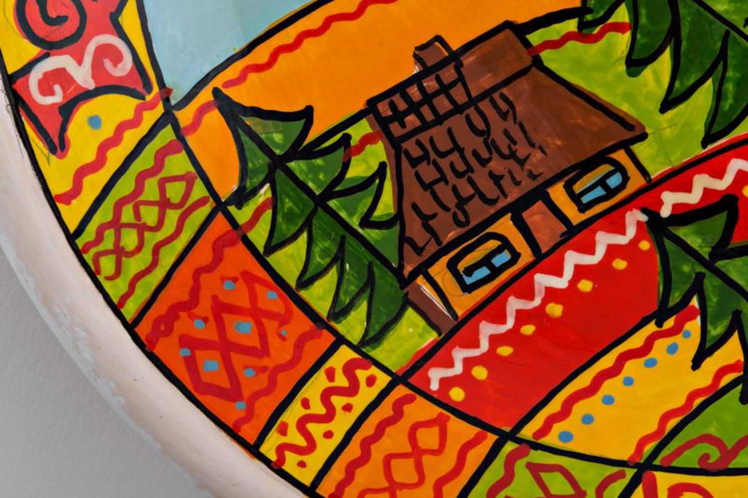 Decorative ceramic plate photo 3