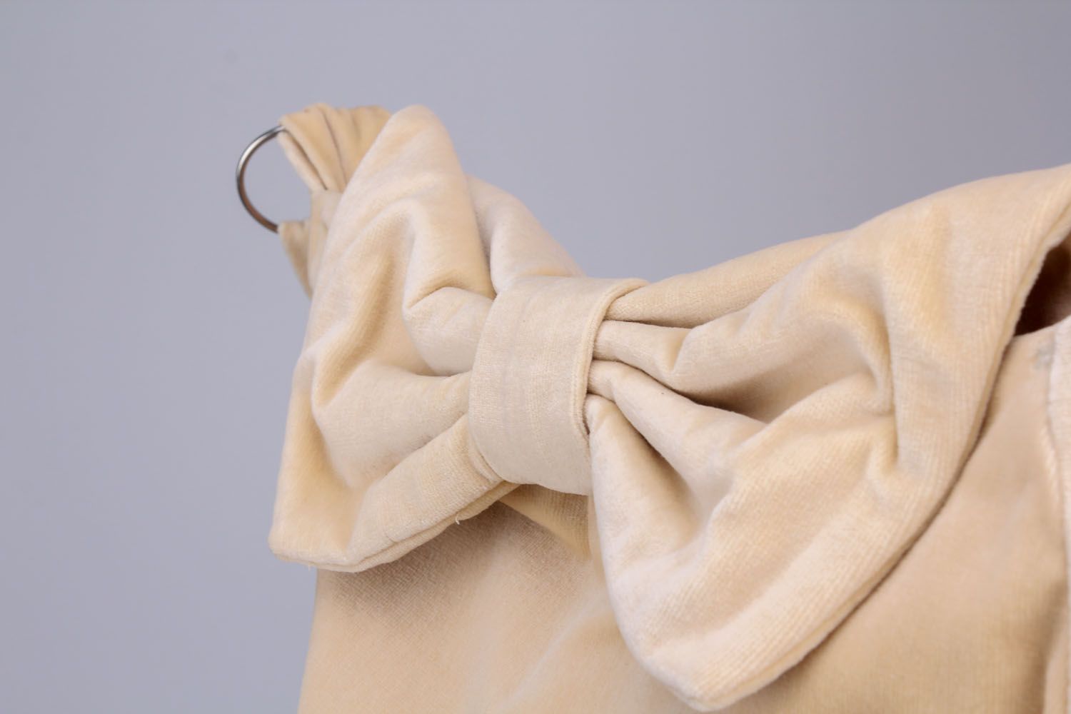 Gros sac à épaule en velours fait main beige original cadeau pour femme photo 4