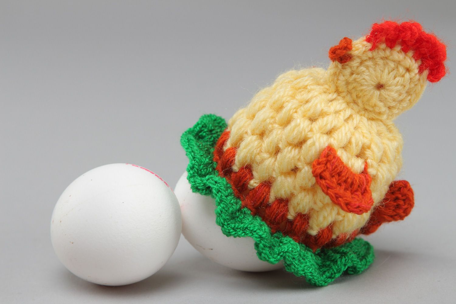 Handmade Easter decorative chicken for one egg crocheted of wool and acrylics photo 3