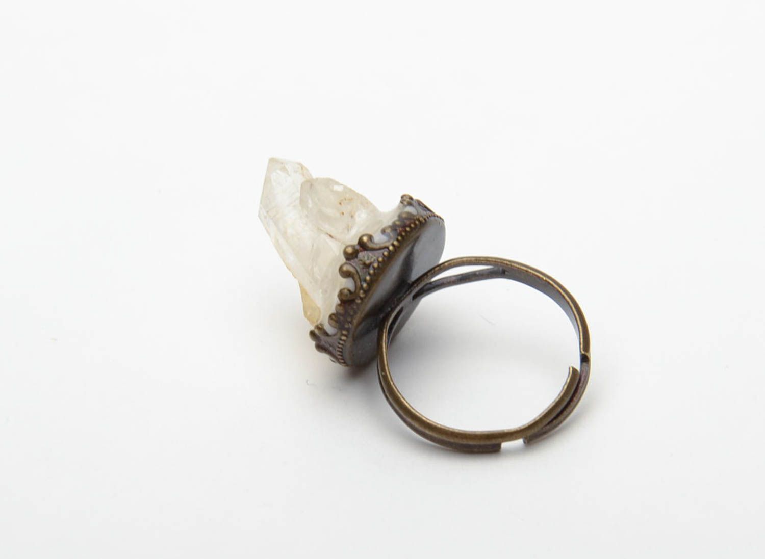 Metal ring with natural crystal photo 4