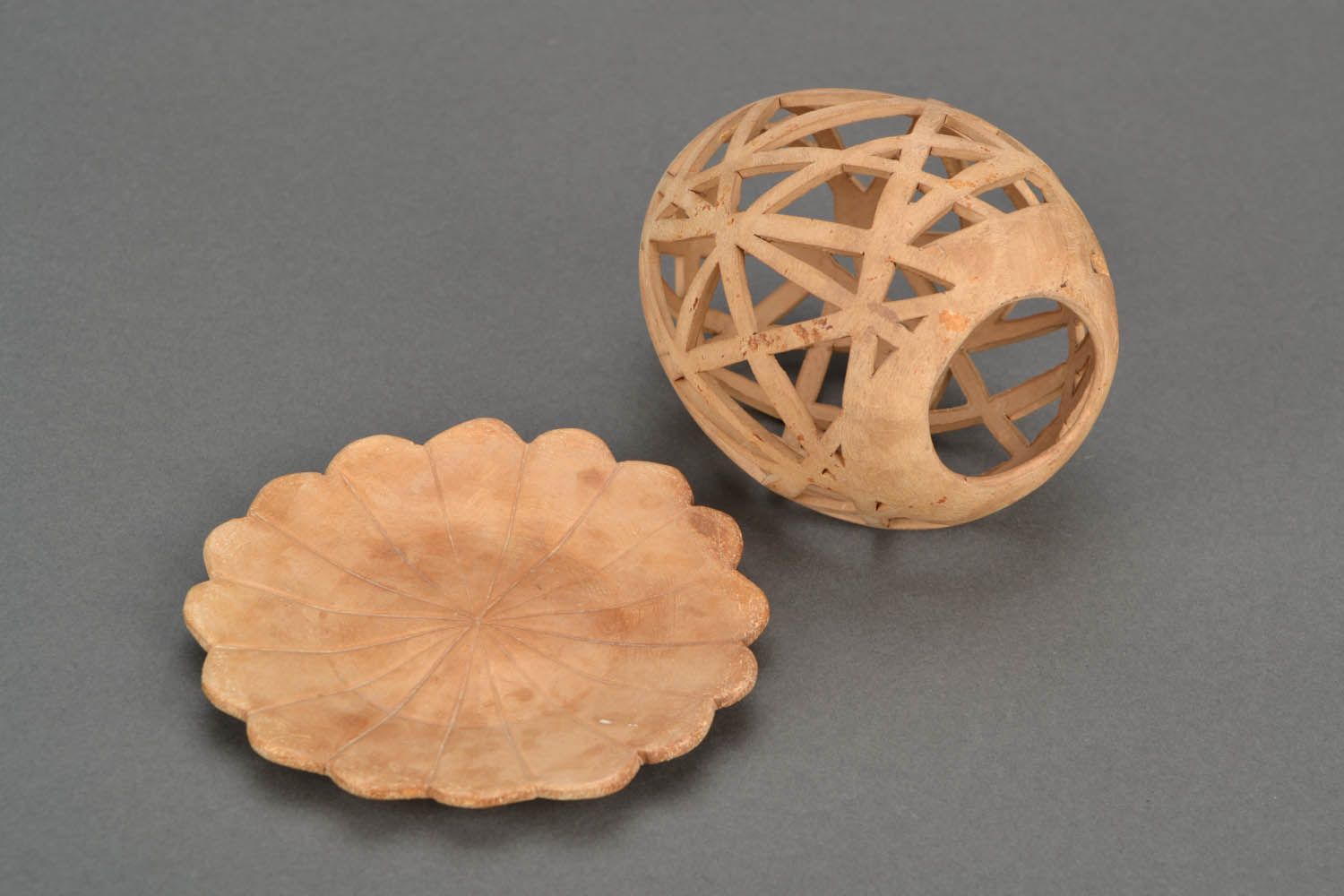 Castiçal de cerâmica em forma do ovo feito à mão  foto 5