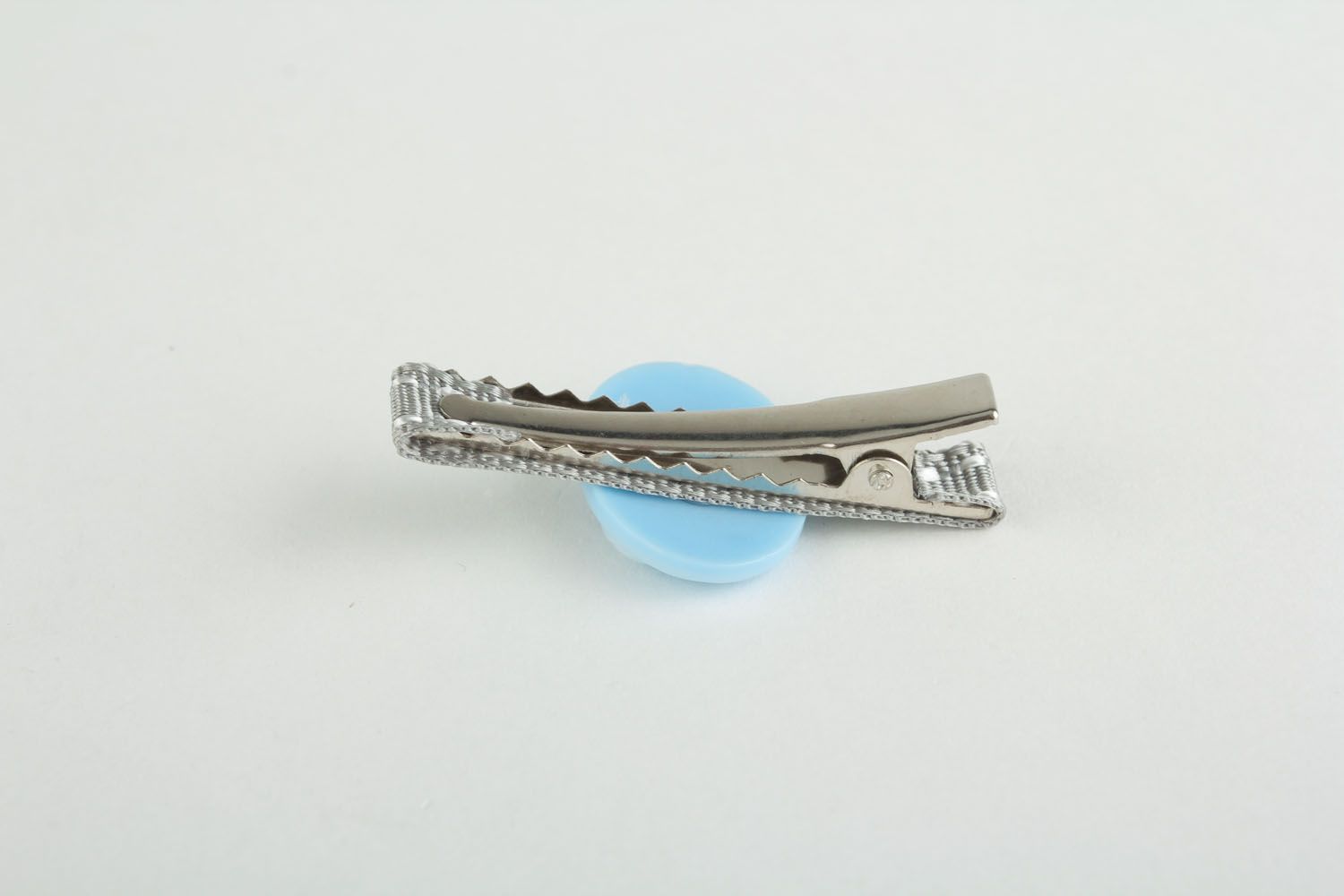 Hair clip with cameo photo 3