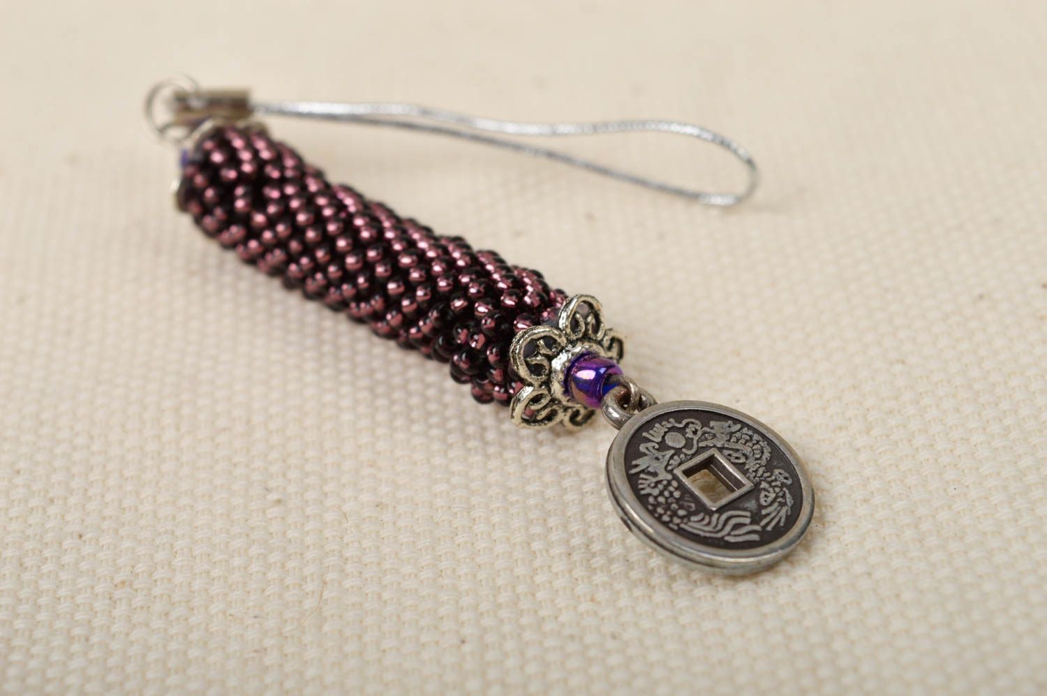 Porte-clés fantaisie violet Porte-clés fait main perles de rocaille Petit cadeau photo 1