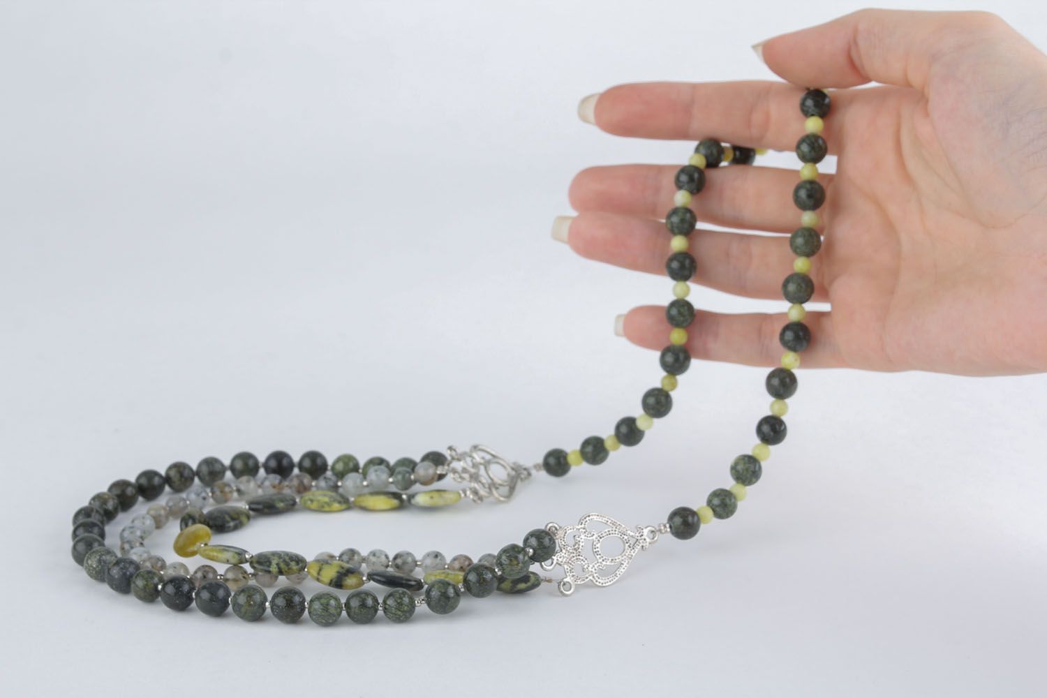 Necklace with natural stones photo 5