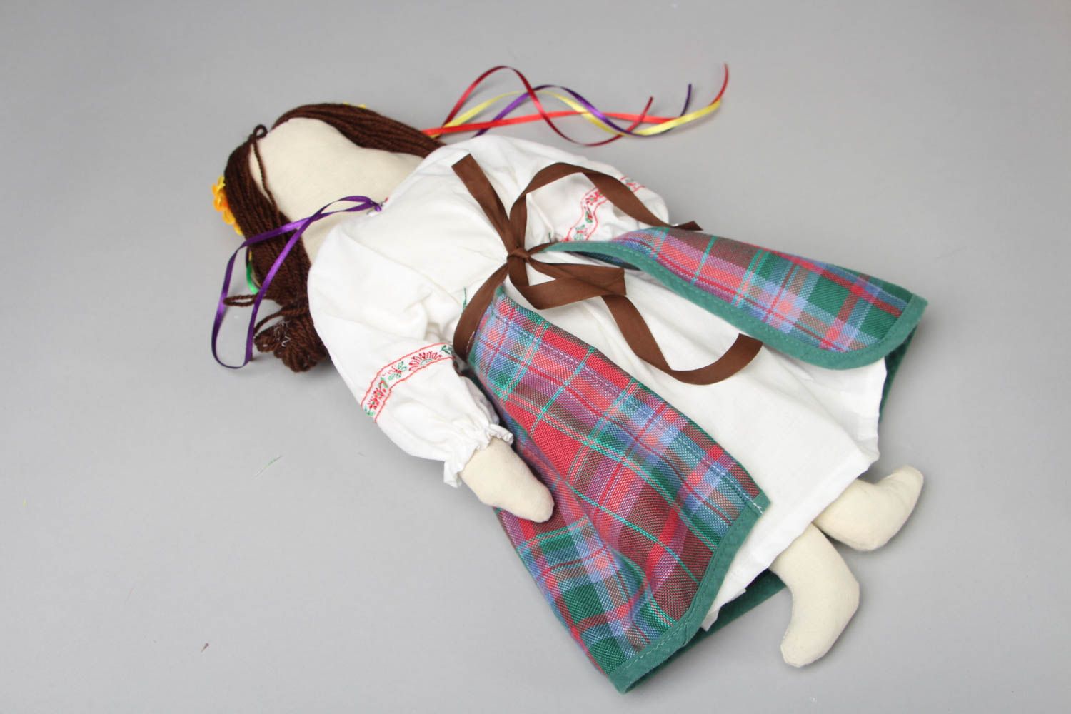 Textil Puppe mit Kranz foto 3
