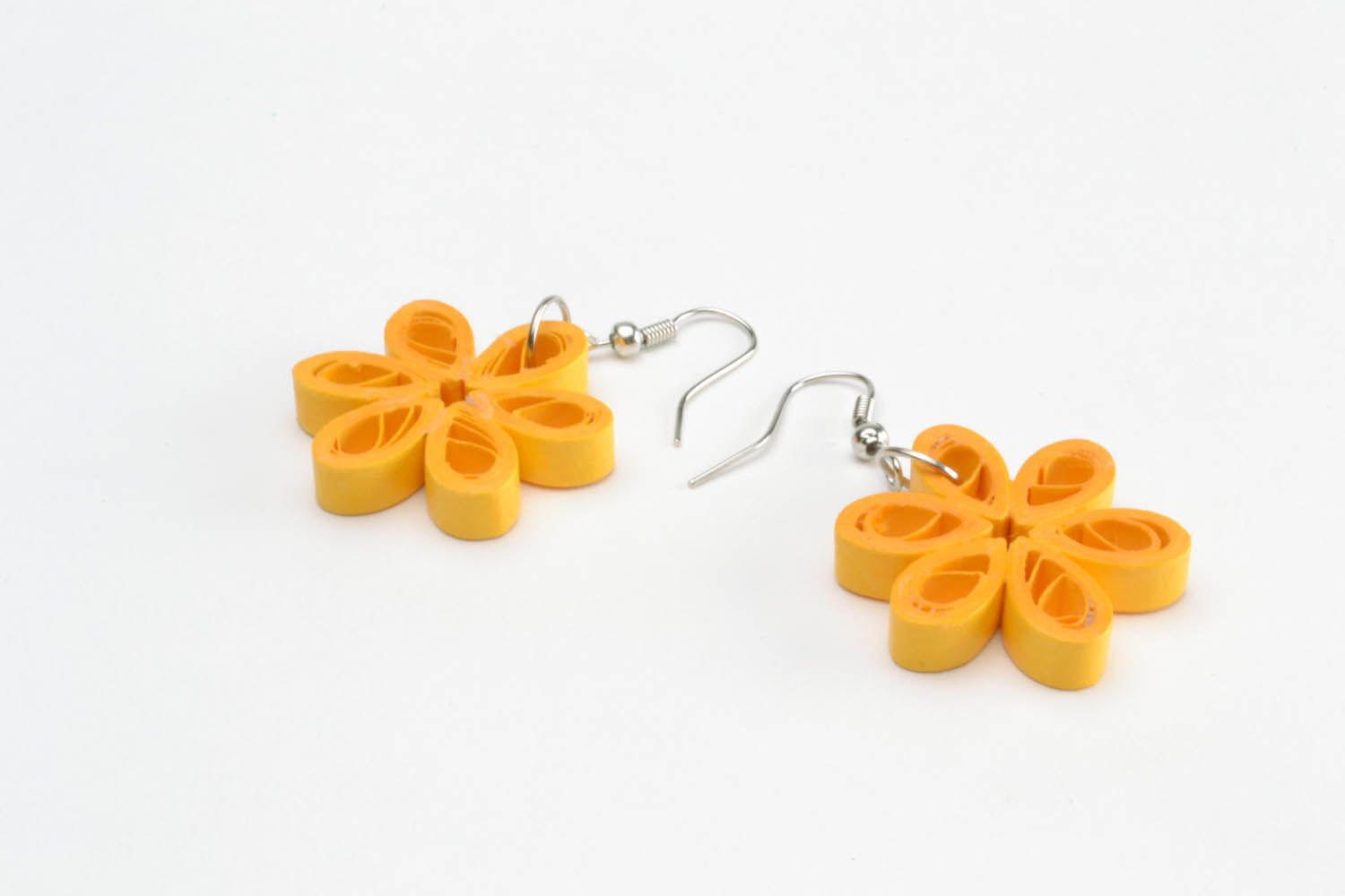 Small paper earrings photo 4