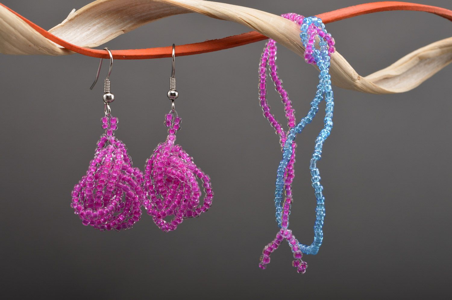 Handmade wrist bracelet and dangle earrings woven of blue and violet Czech beads photo 4