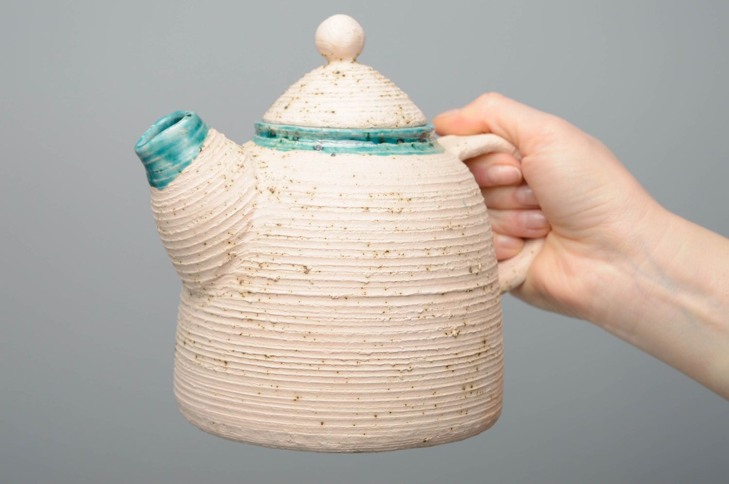 Большой керамический чайник ручной работы фото 4