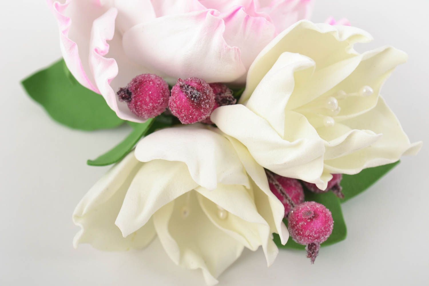 Гребешок для волос из фоамирана авторского дизайна с розовым цветком красивый фото 8