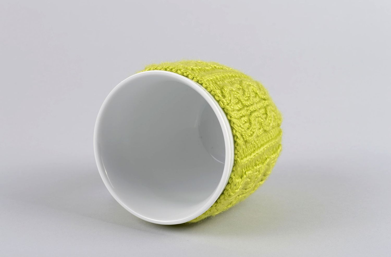 White coffee ceramic cup with knitted lime cover 0,67 lb photo 3