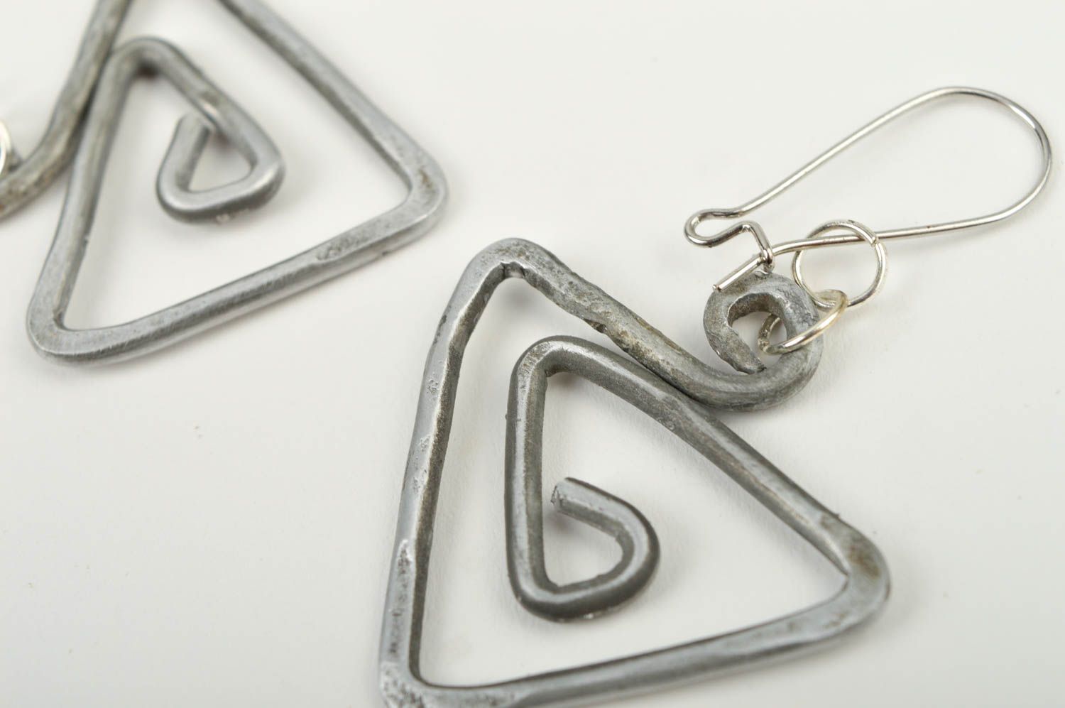 Handmade Metall Ohrringe ausgefallener Ohrschmuck Ohrringe für Damen modisch foto 5