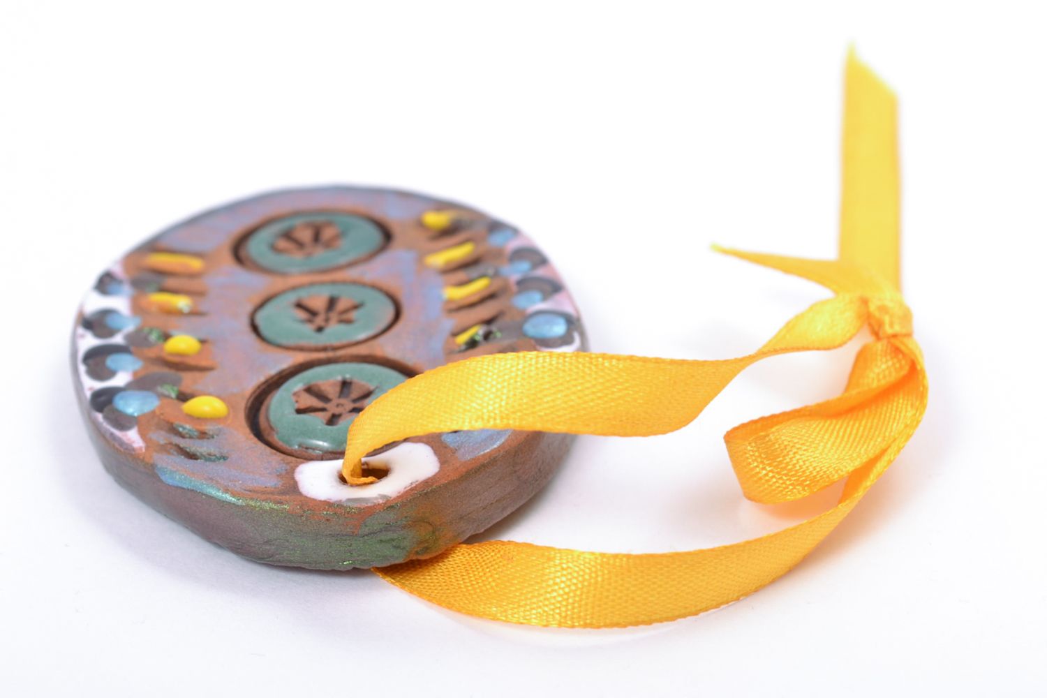 Porte-clefs en terre cuite ovale à motif peint de couleurs acryliques fait main photo 5