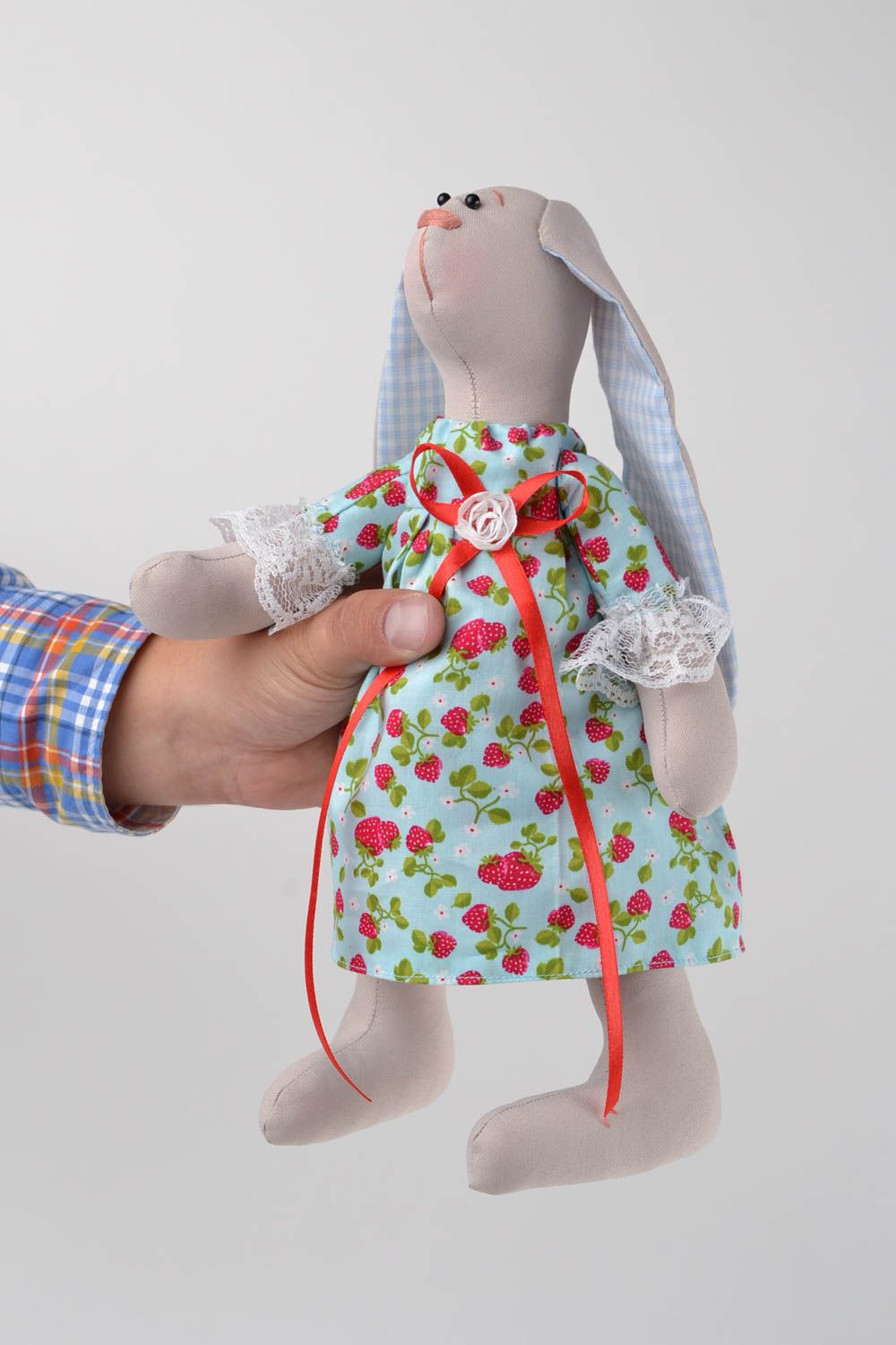 Мягкий зайчик в платьице хенд мейд интерьерная игрушка для декора подарок фото 2