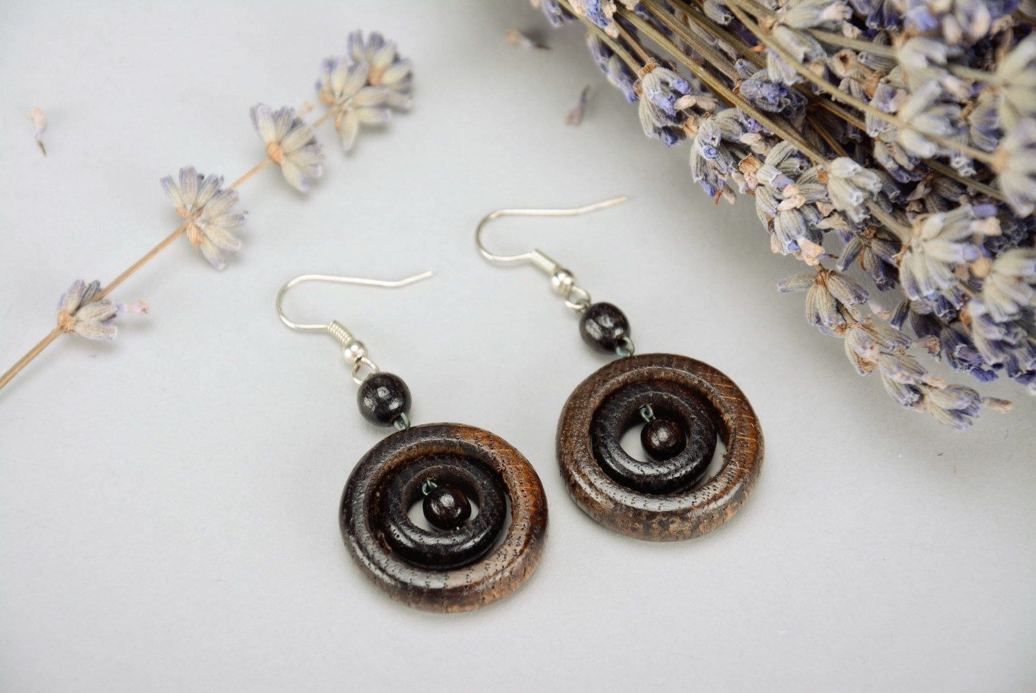 Round wooden earrings photo 2