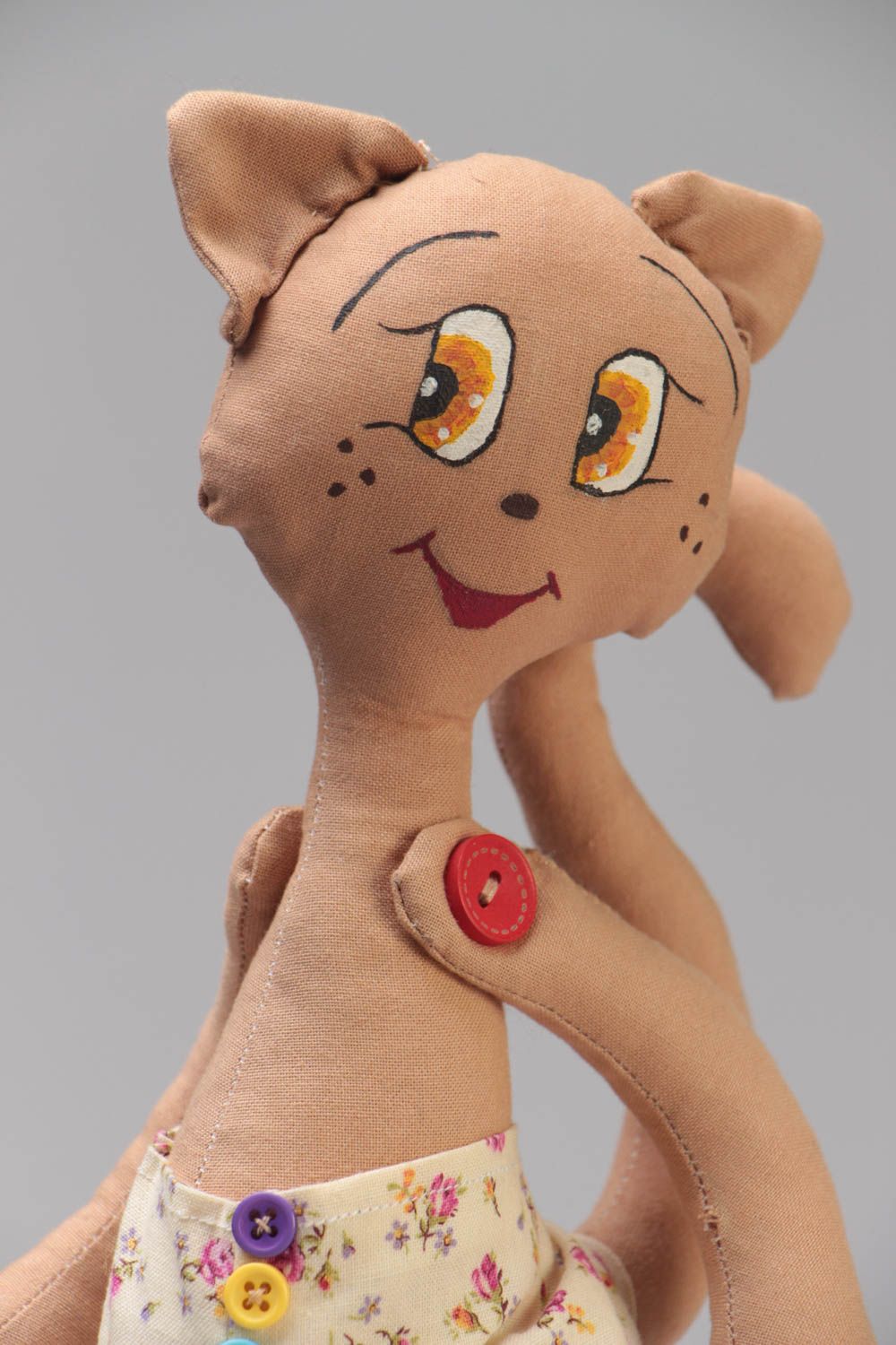 Мягкая игрушка из ткани ручной работы с росписью красками Веселый кот детская фото 3