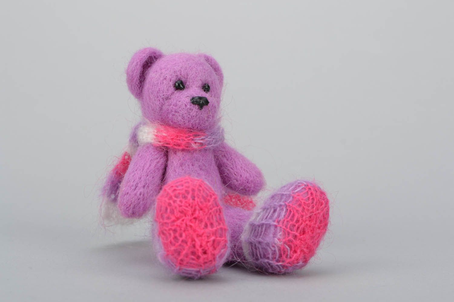 Brinquedo ursinho de lã para interior macio  foto 4