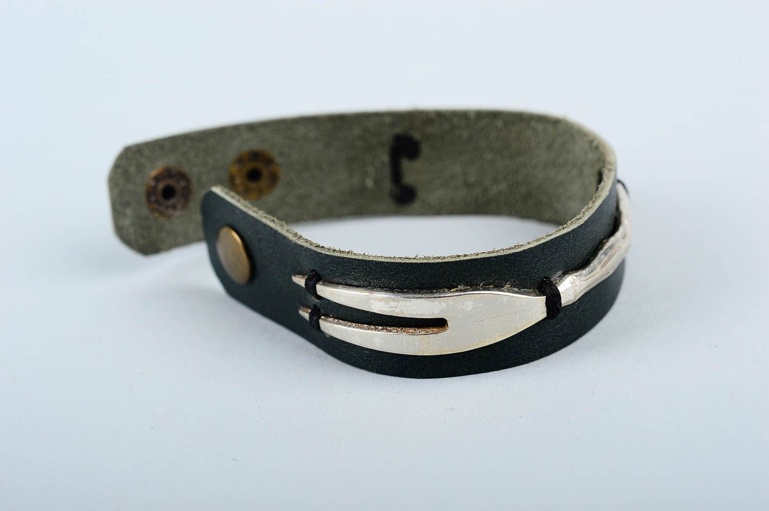Handmade leather bracelet designs fashion accessories artisan jewelry gift ideas photo 5