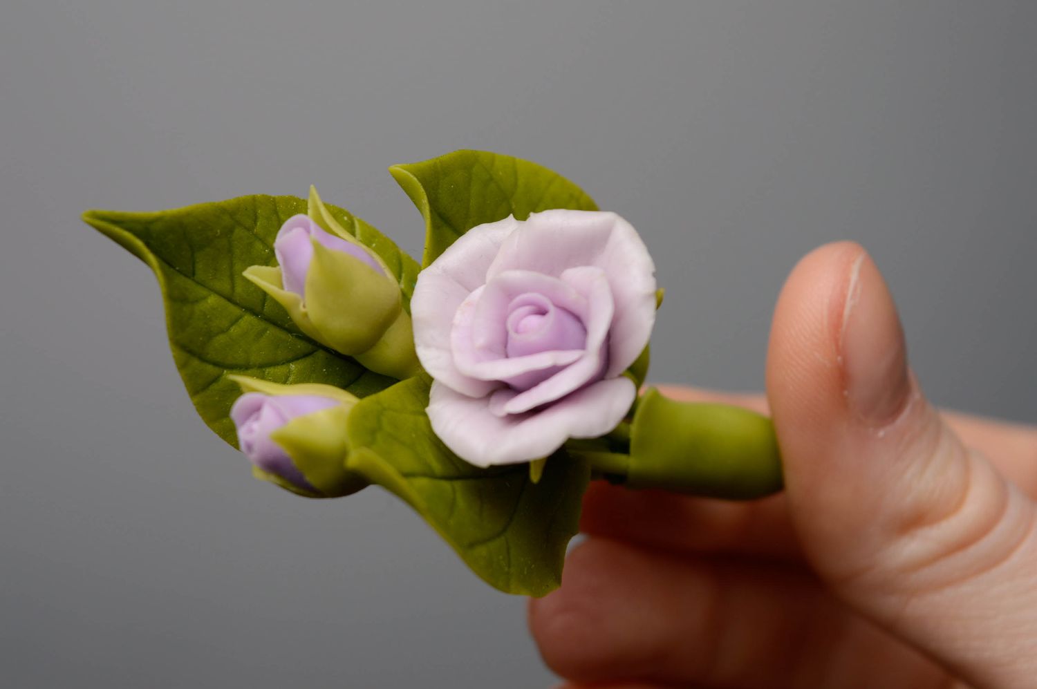 Заколка из холодного фарфора Сиреневые розы фото 3