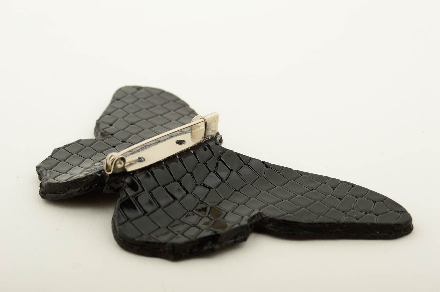 Broche papillon faite main Bijou en cuir naturel design Cadeau pour femme photo 5