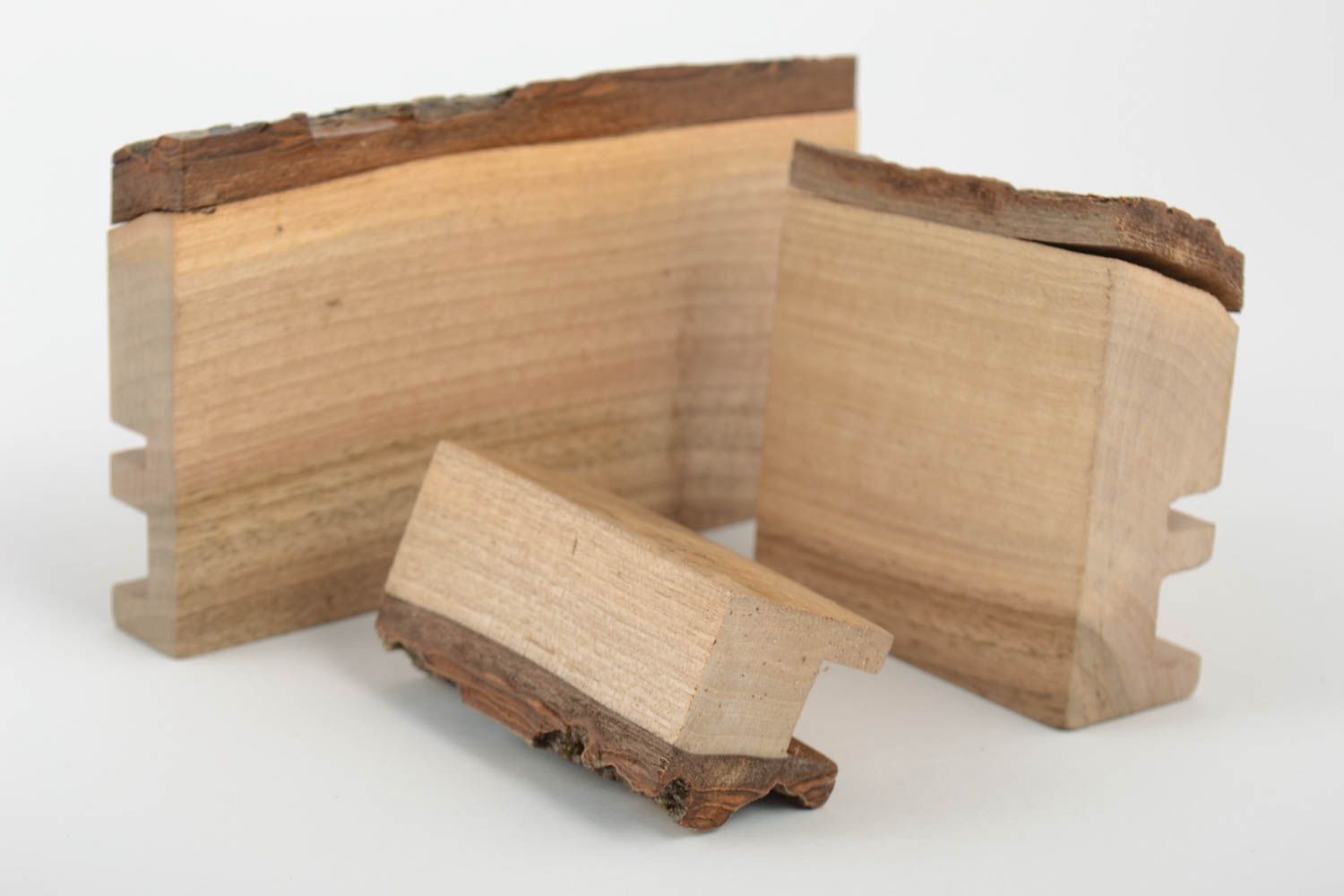Conjunto de soportes para móvil y tablet hechos a mano de madera 3 artículos  foto 4