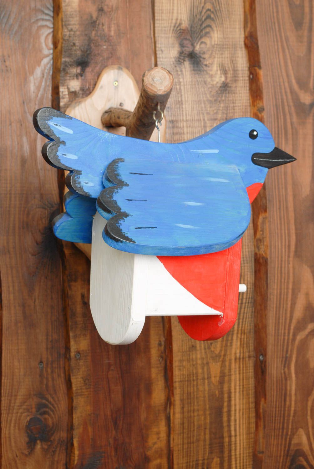 Nichoir en bois peint pour oiseaux fait main original avec oiseau décoratif photo 5
