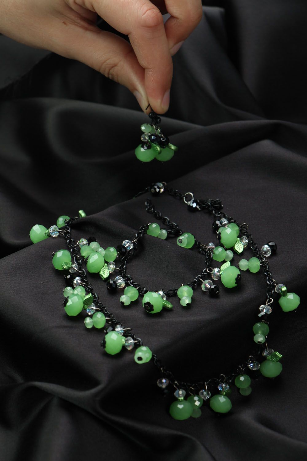 Jewelry set with chrysoprase and agate photo 4