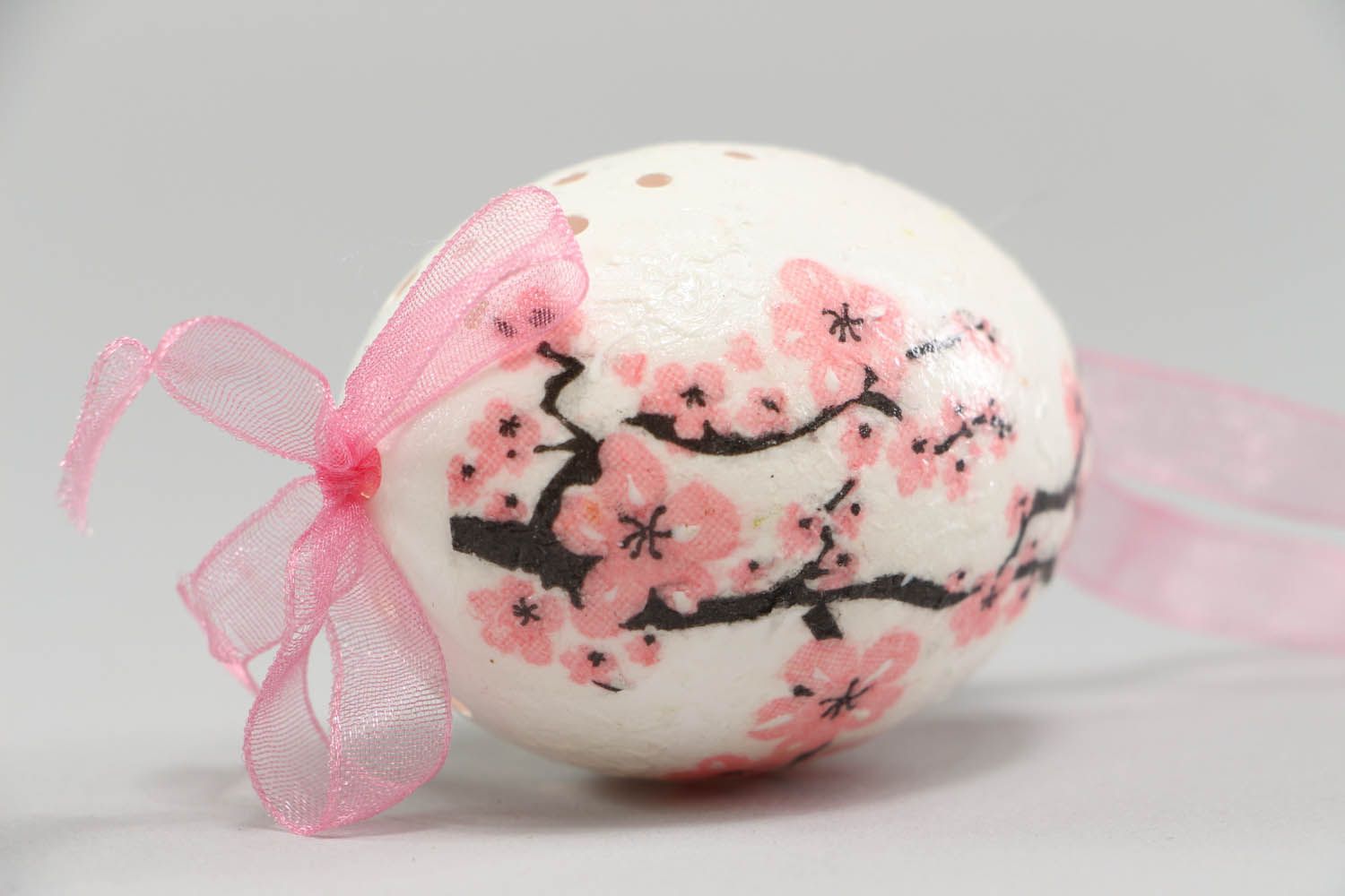 Ovo pingente decorativo esculpido artesanal feito à mão, decoração da Páscoa Sakura foto 3