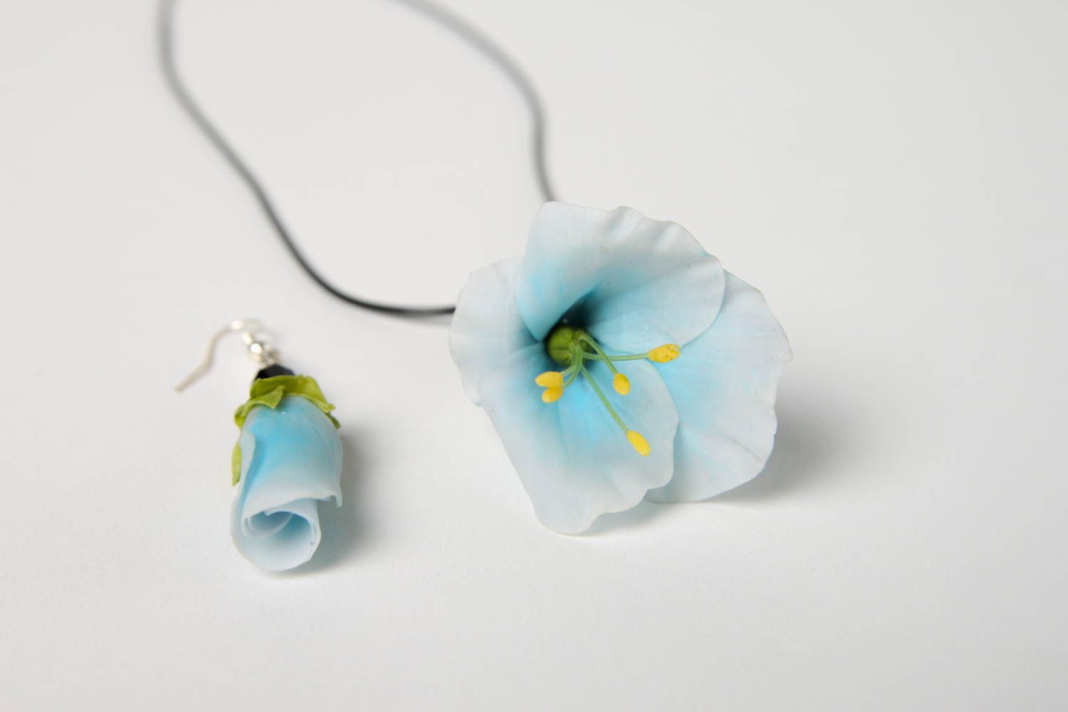 Bijoux fait main Boucles d'oreilles fleurs bleues Pendentif fleur Cadeau femme photo 4