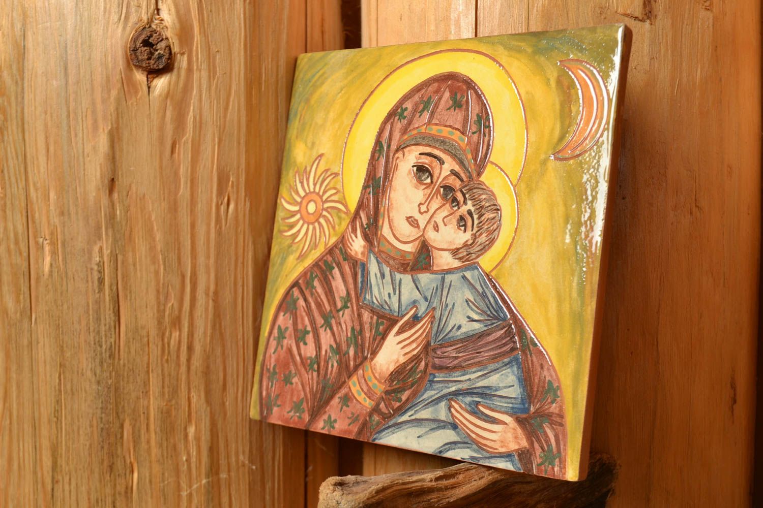 Керамическая плитка с образом Божьей матери ручной работы авторская с росписью фото 1