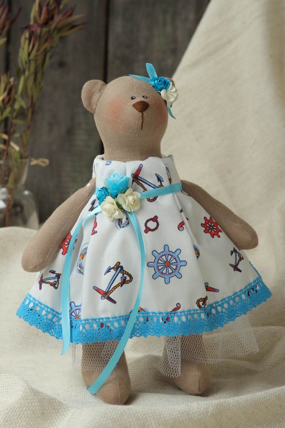 Peluche ours en robe Jouet fait main décoratif design mignon Cadeau original photo 1