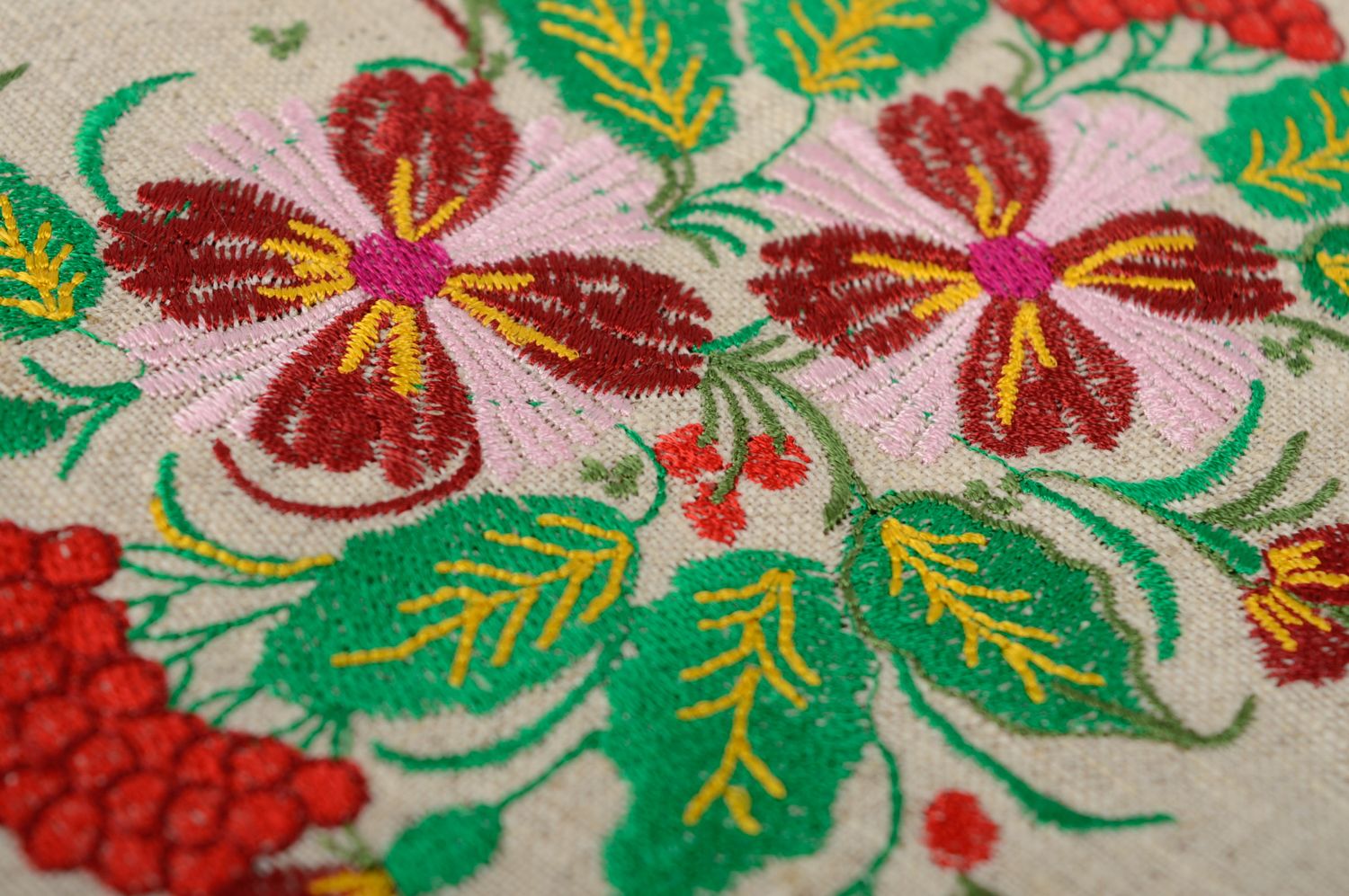 Handmade embroidered fabric gift bag photo 4
