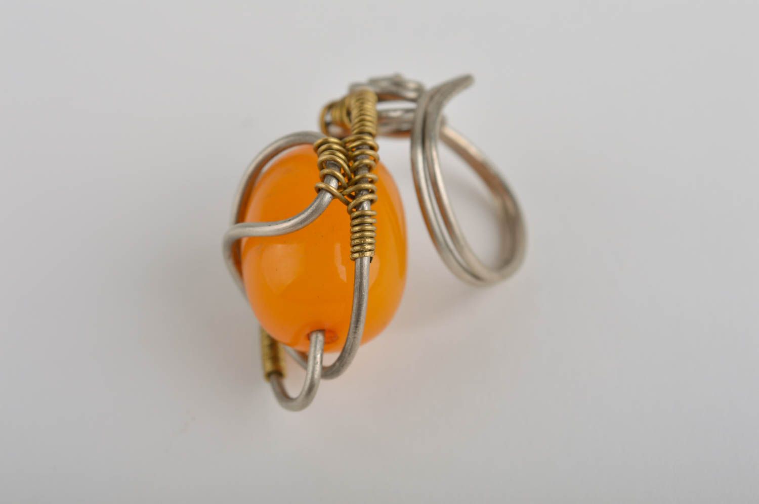 Bague en métal maillechort Bijou fait main avec ambre Cadeau pour femme photo 3