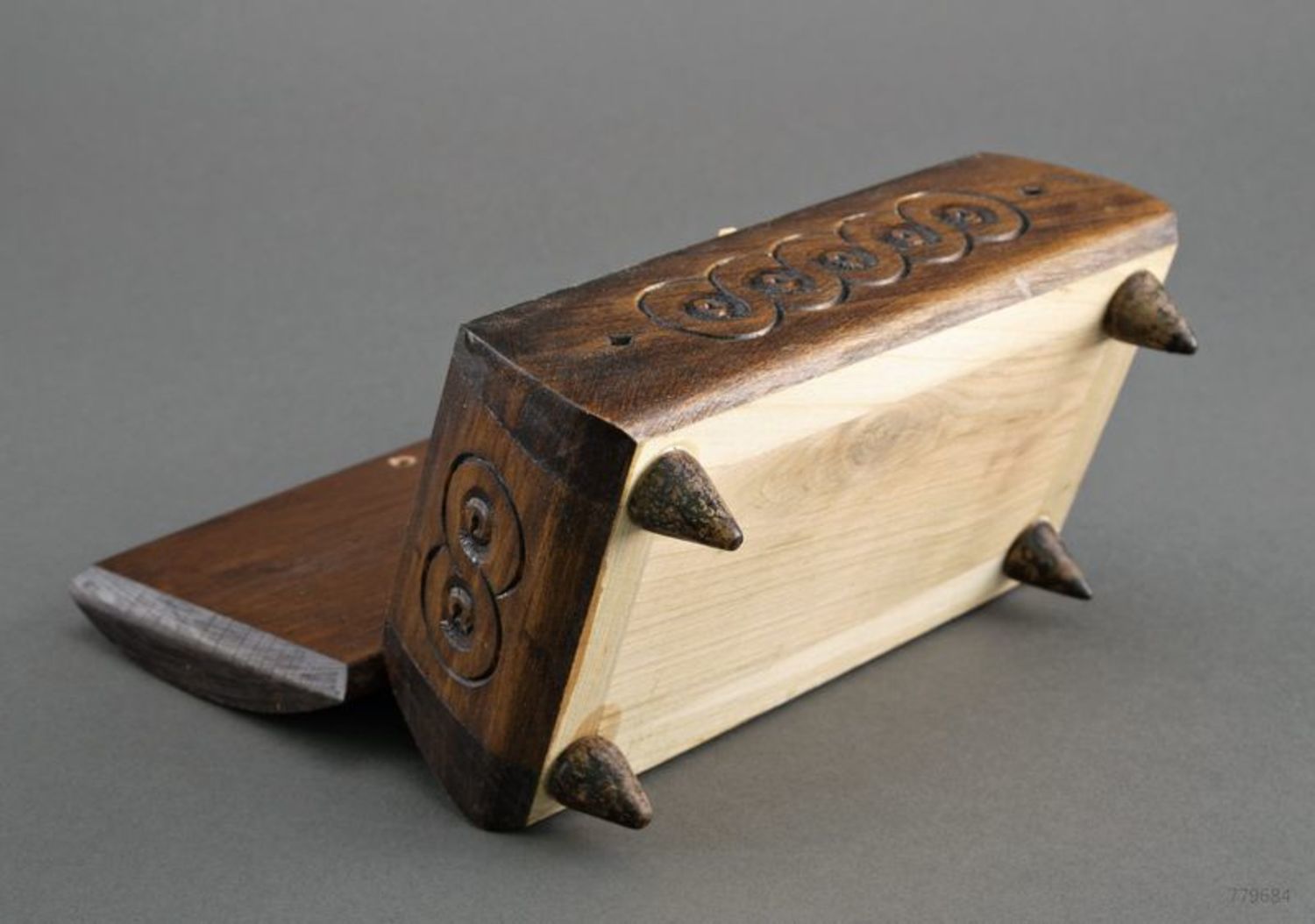 Carved wooden box for jewelry photo 2