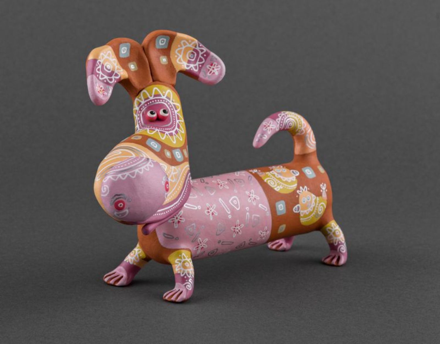 Statuetta cane di argilla fatta a mano Figurina decorativa in ceramica 
 foto 2