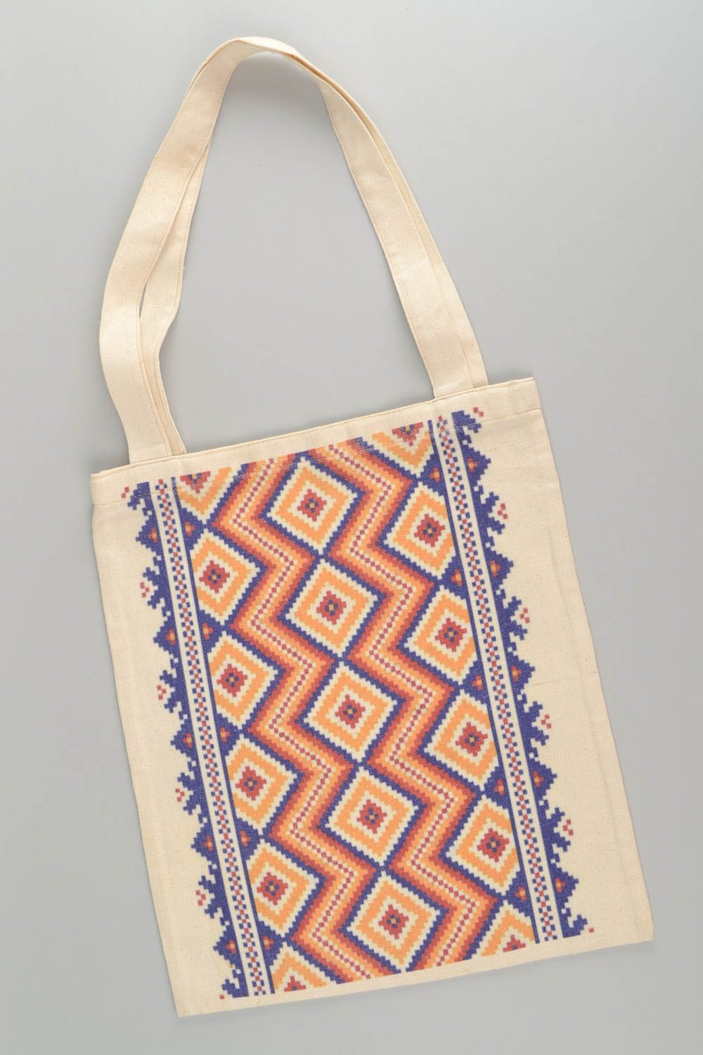 Handgemachte Tasche aus Stoff mit langen Griffen und Print in ethnischem Stil foto 2