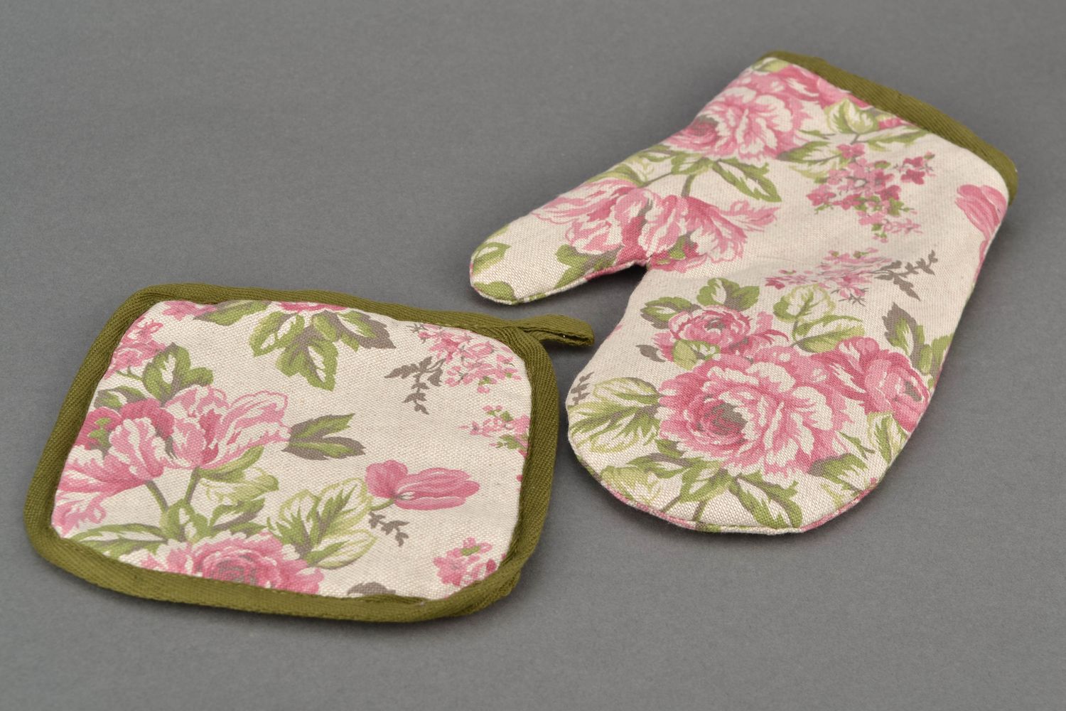 Set of oven mitt and square pot holder photo 2