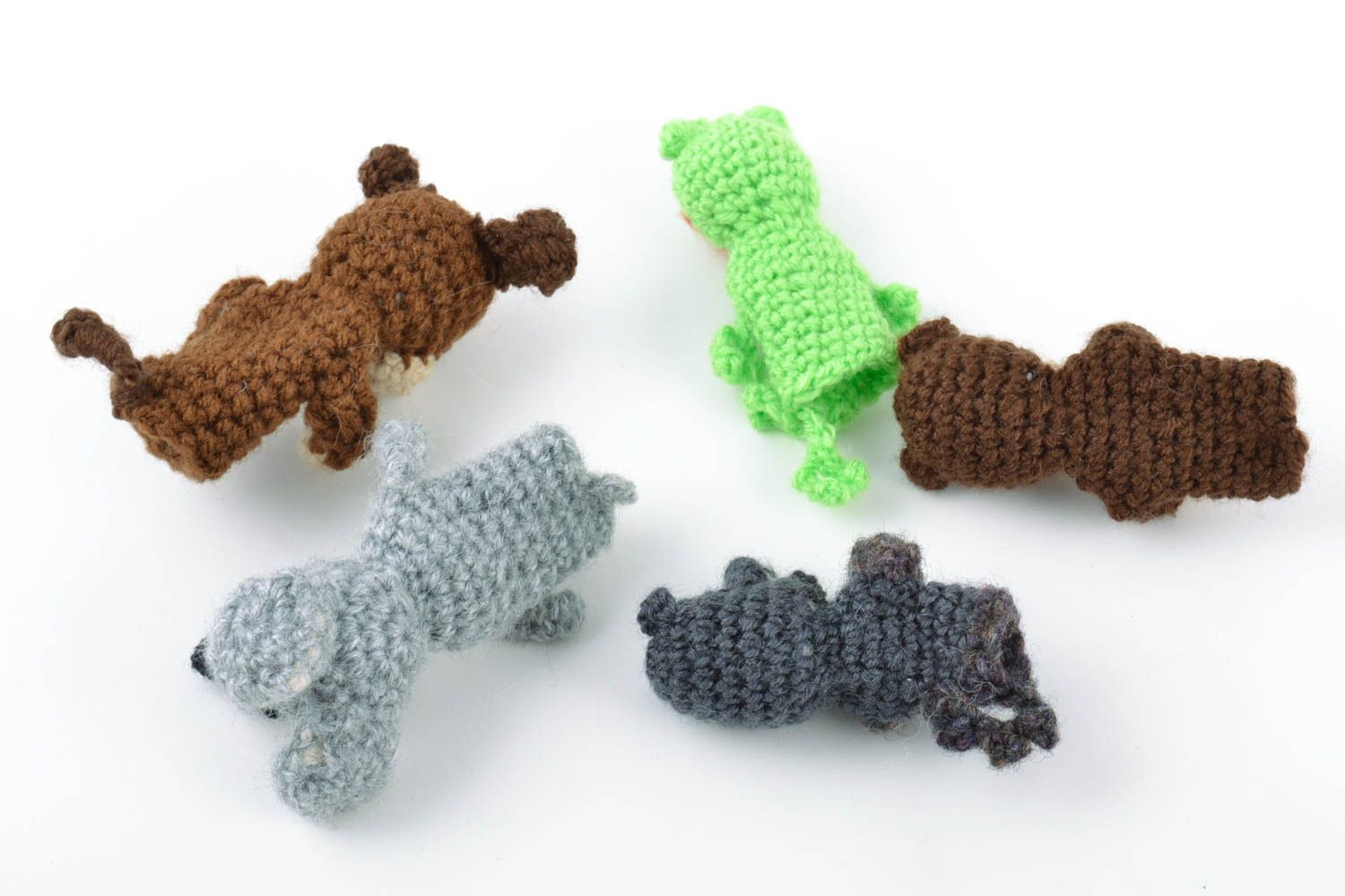 Finger Spielzeuge Set 5 Stück Bär Maus Frosch Wolf Hund aus Wolle handmade foto 5