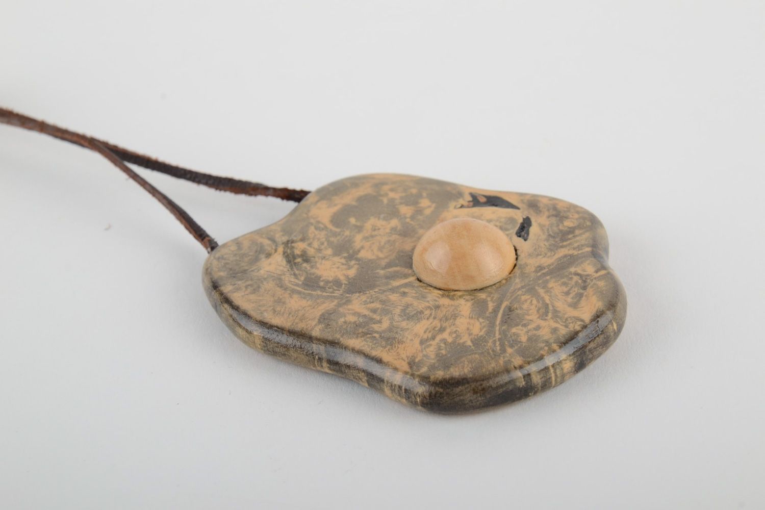 Handmade wooden carved tinted neck pendant of irregular shape for women photo 5