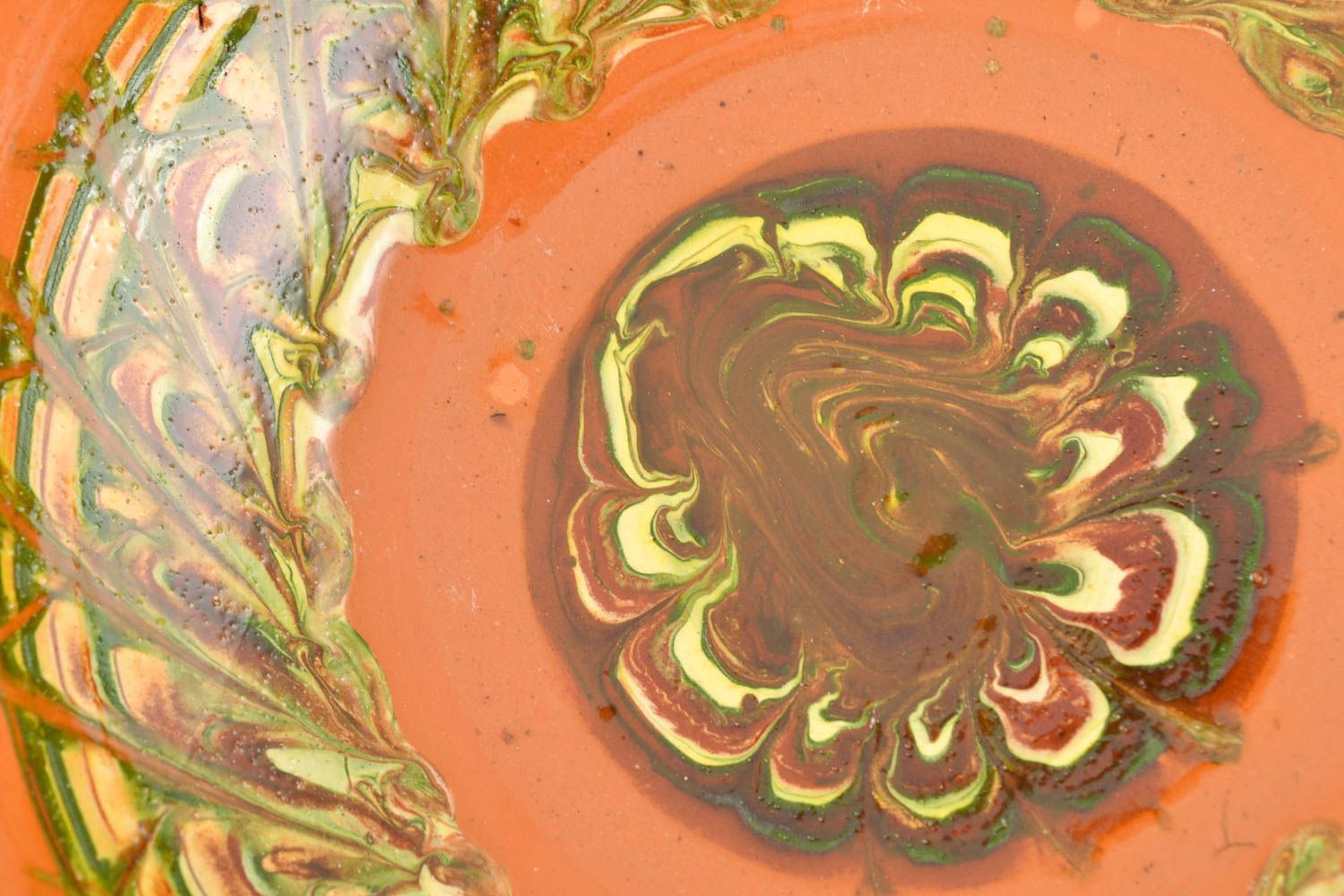 Petit bol creux en céramique brun peint d'engobes fait main écologique photo 2