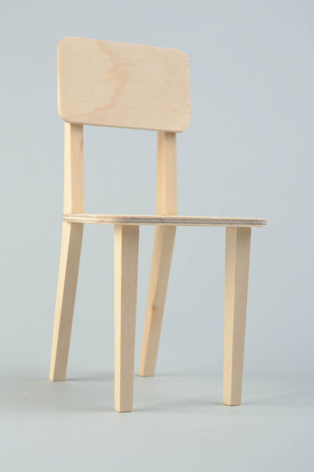Pieza en blanco para creatividad artesanal con forma de silla para muñecas foto 4