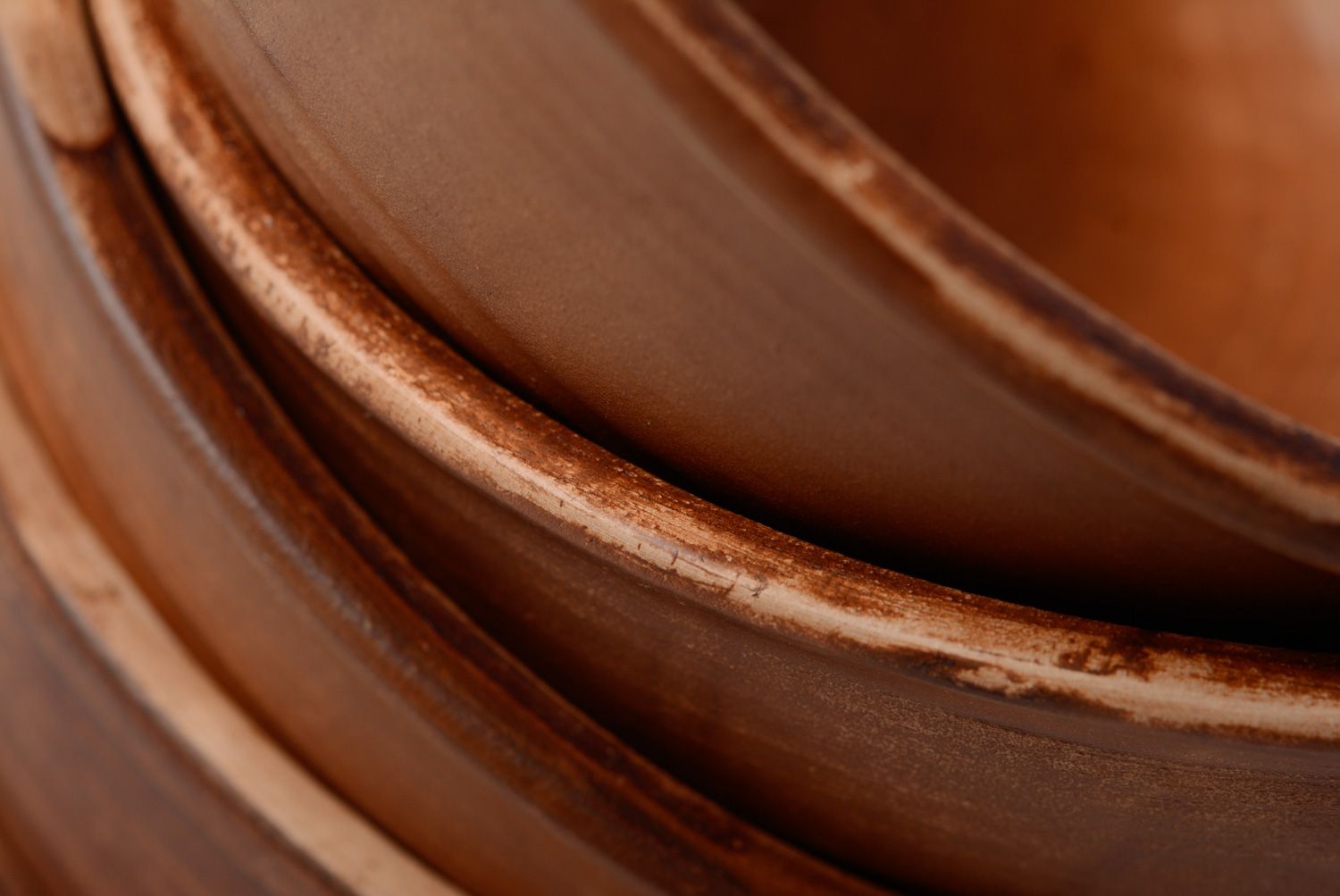 Набор глубоких тарелок из глины ручной работы коричневые 6 штук фото 5